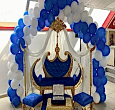 mavi süslemeli taht