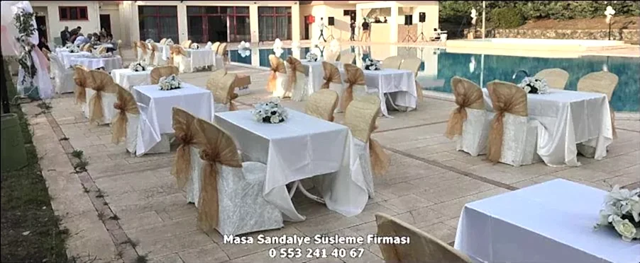 Masa Sandalye Süsleme